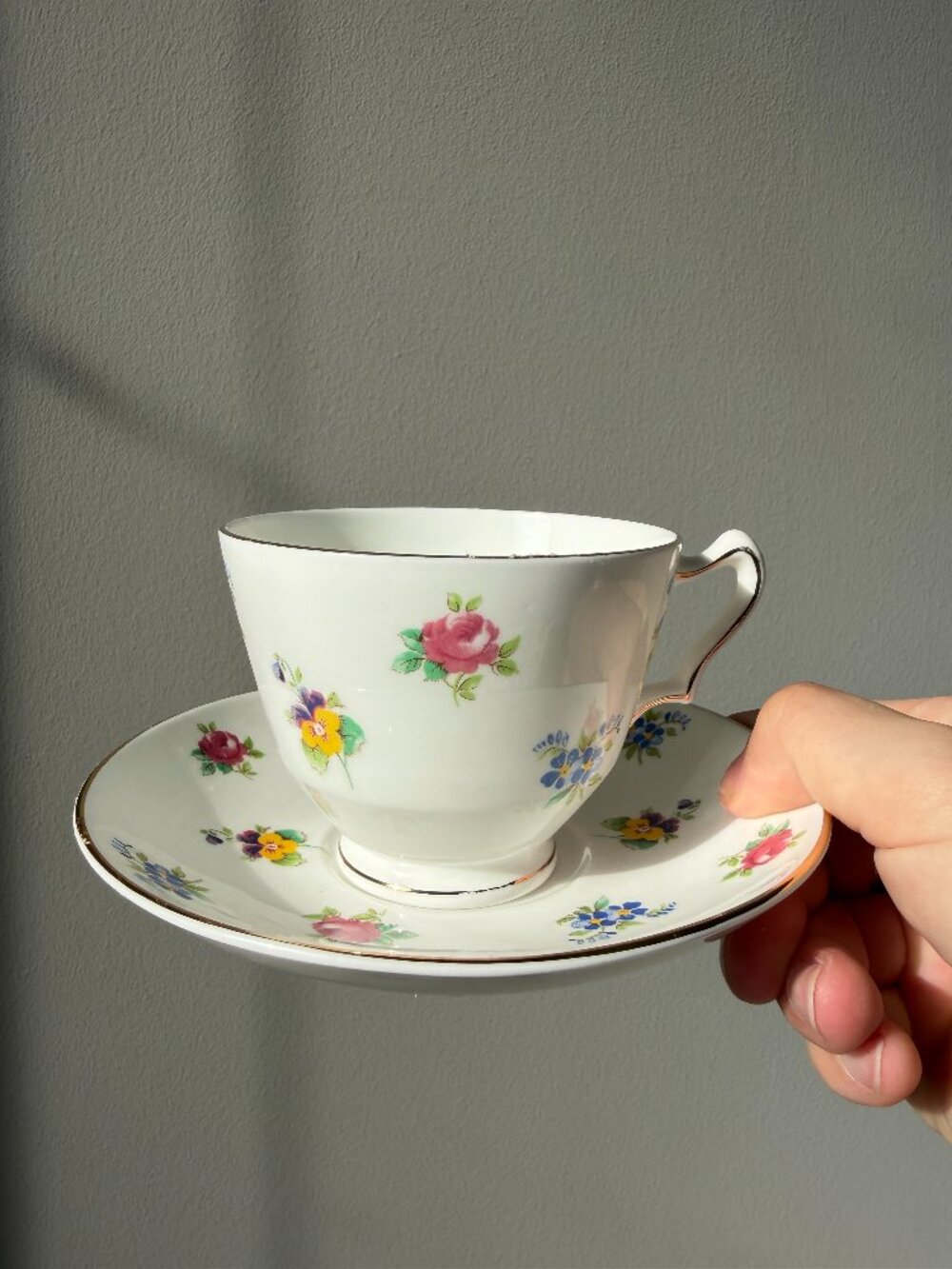 3/$30 🌟 Vintage Crown Staffordshire Floral Teacup & Saucer Set